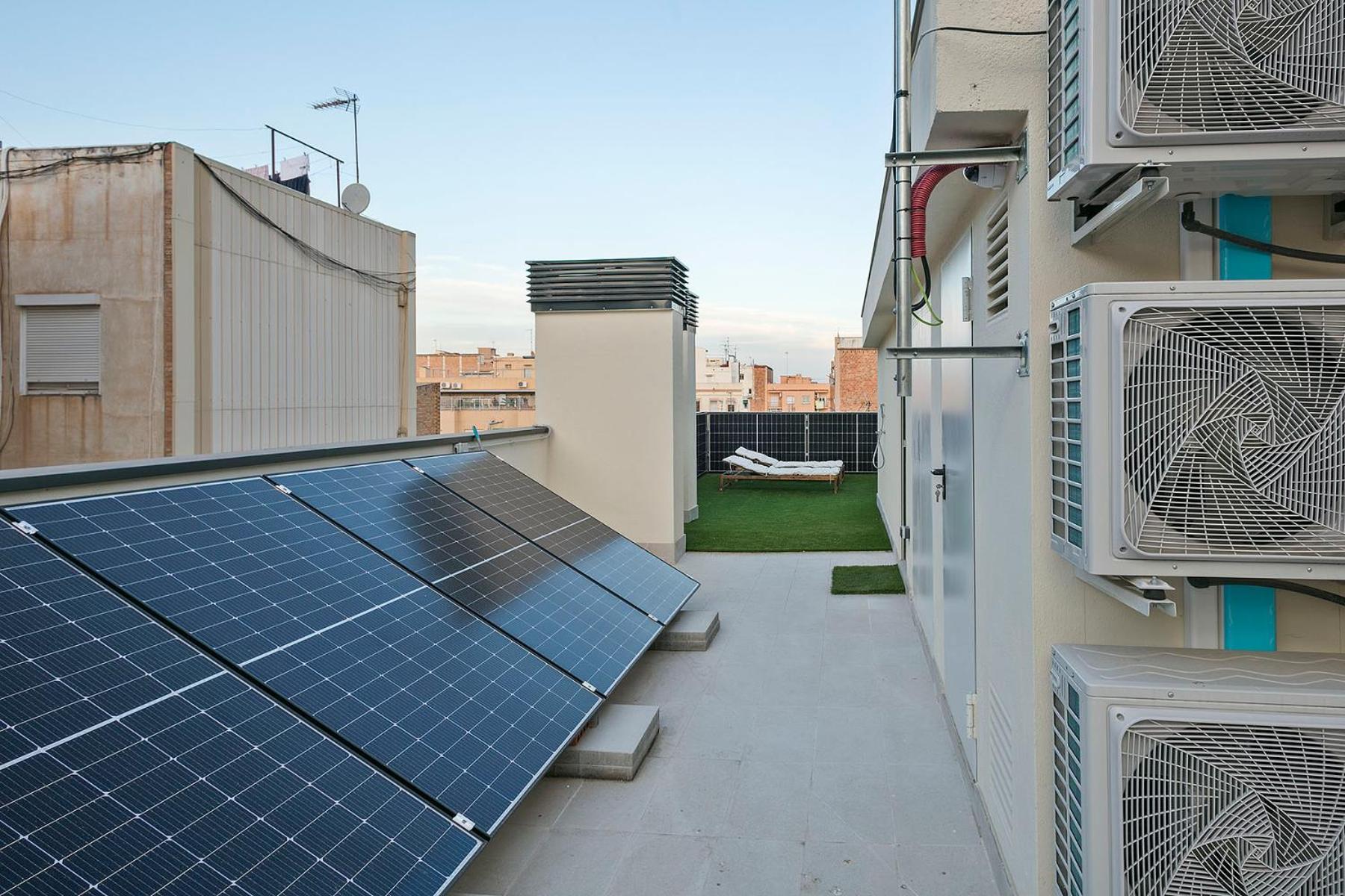 Bonito Piso Cerca Del Campo De Futbol De Barcelona Apartment L'Hospitalet de Llobregat Bagian luar foto