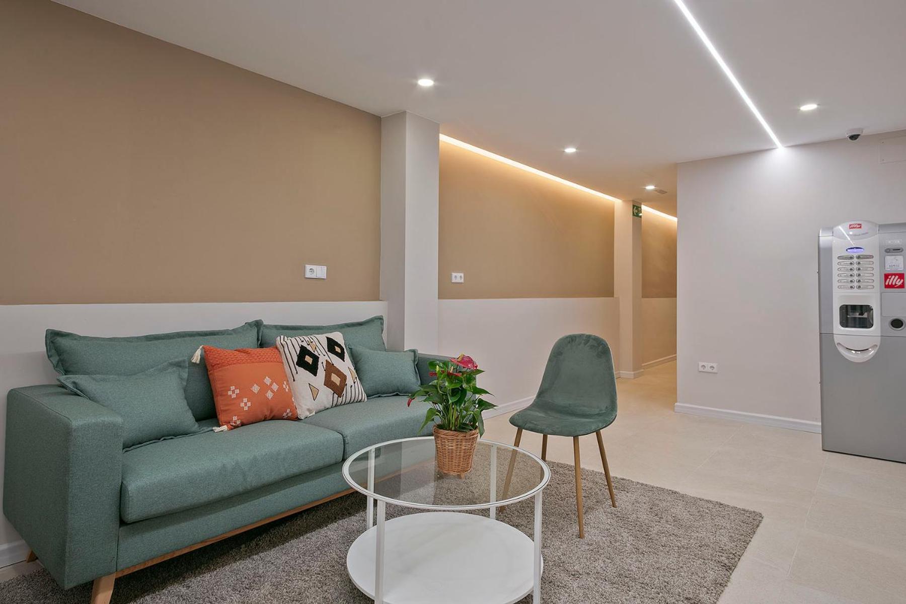 Bonito Piso Cerca Del Campo De Futbol De Barcelona Apartment L'Hospitalet de Llobregat Bagian luar foto