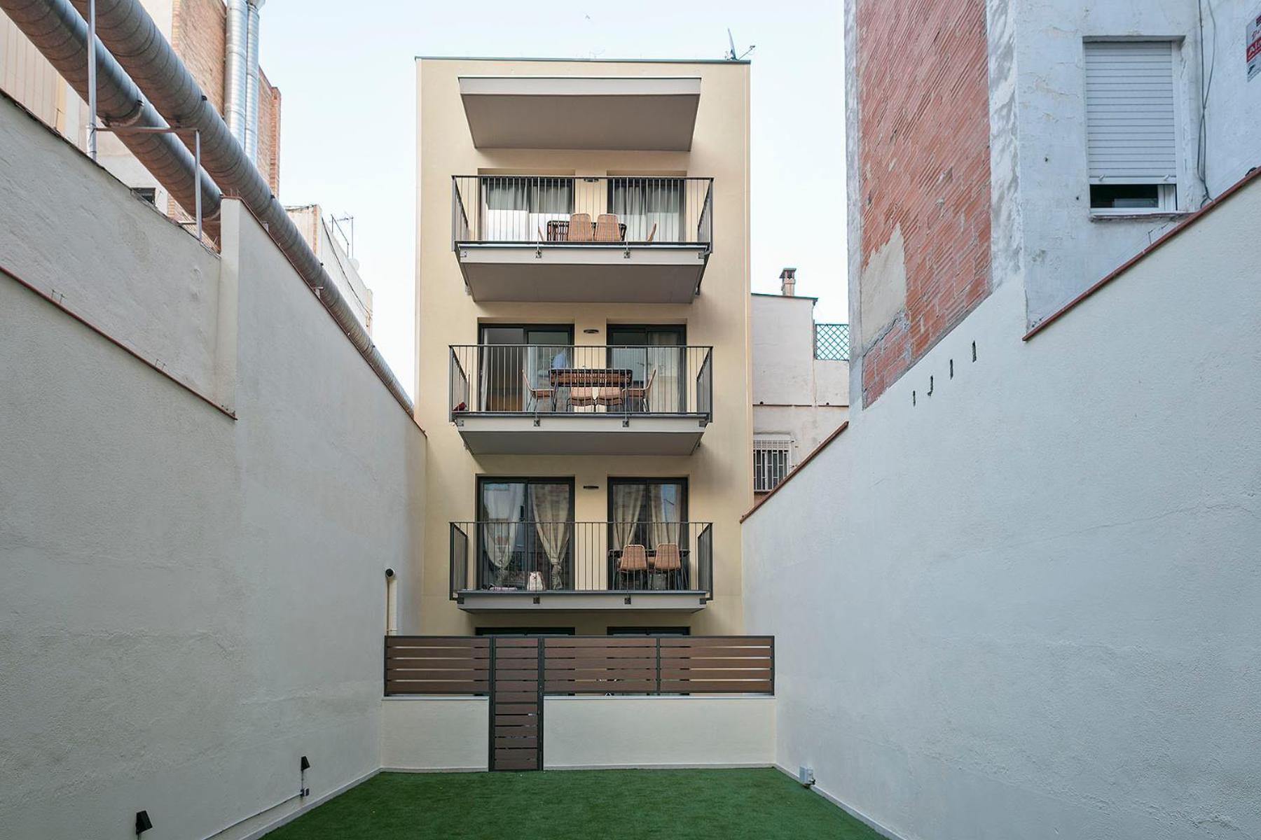 Bonito Piso Cerca Del Campo De Futbol De Barcelona Apartment L'Hospitalet de Llobregat Bagian luar foto