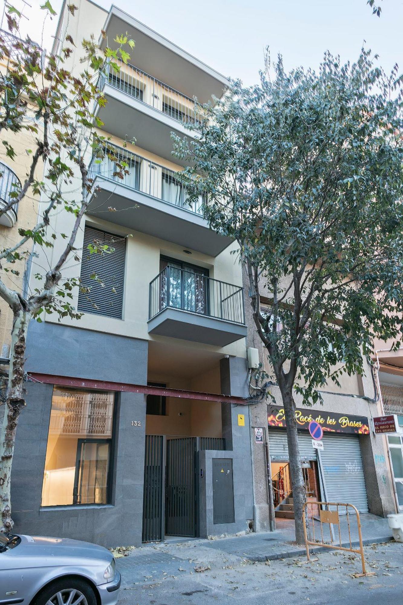Bonito Piso Cerca Del Campo De Futbol De Barcelona Apartment L'Hospitalet de Llobregat Bagian luar foto