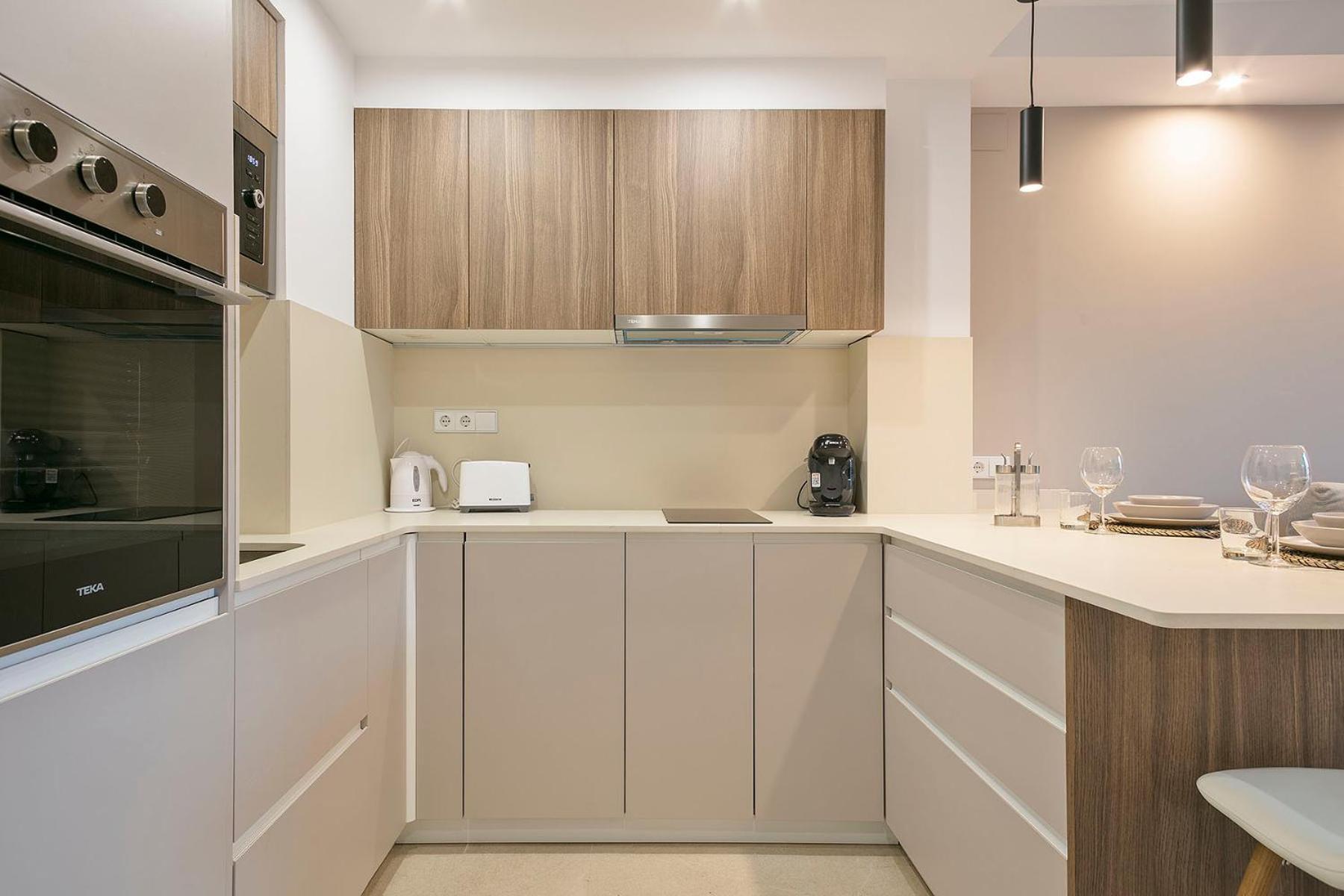 Bonito Piso Cerca Del Campo De Futbol De Barcelona Apartment L'Hospitalet de Llobregat Bagian luar foto